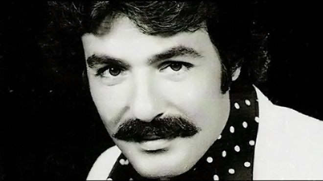 Ögey qardaşıyla ilk fotosunu paylaşdı