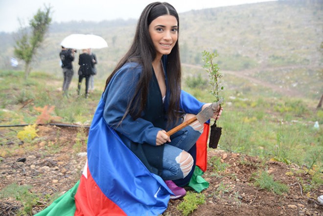 Səmra Rəhimli: "Hamı paxlavanı sevir, amma mən..."