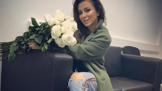 Uysiz ayol pul evaziga porno tomosha qiladi Kalach-on-Don shahridagi porno