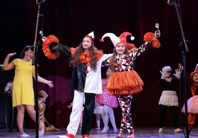 “Günay” teatr studiyası mövsümünə yekun vurub – fotolar 
