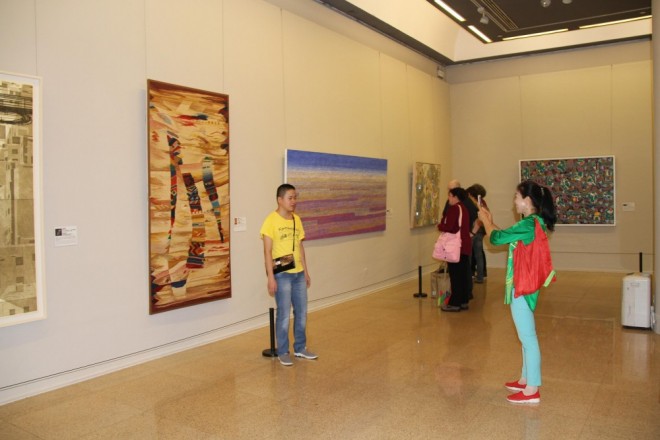 Azərbaycan incəsənət ustalarının əsərləri  Pekin Beynəlxalq Biennalesində - fotolar