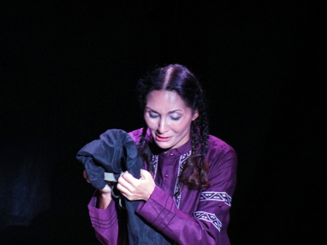 İrəvan teatrı mövsümü yeni tamaşa ilə açıb - foto 