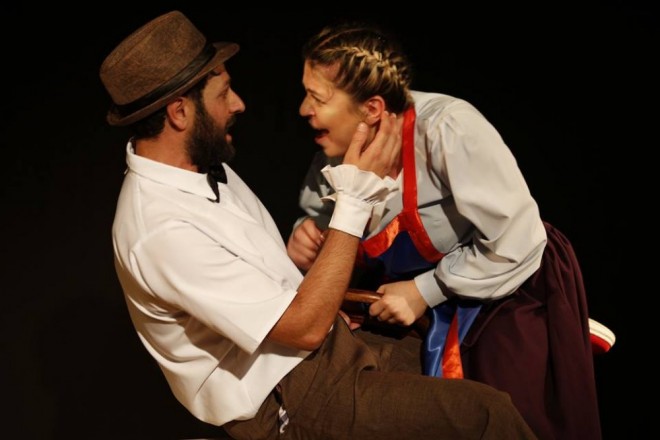 “YUĞ” Teatrı Adanaya festivala getdi 