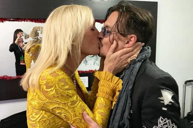 Conni Deppinin fotosu sevənlərini məyus etdi 