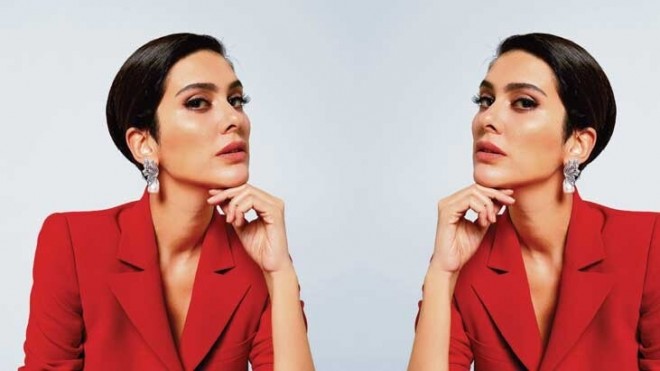 Aktrisa rəy yazanlara sərt münasibət göstərdi