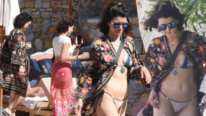 Aktrisa tətili dostları ilə keçirir - foto