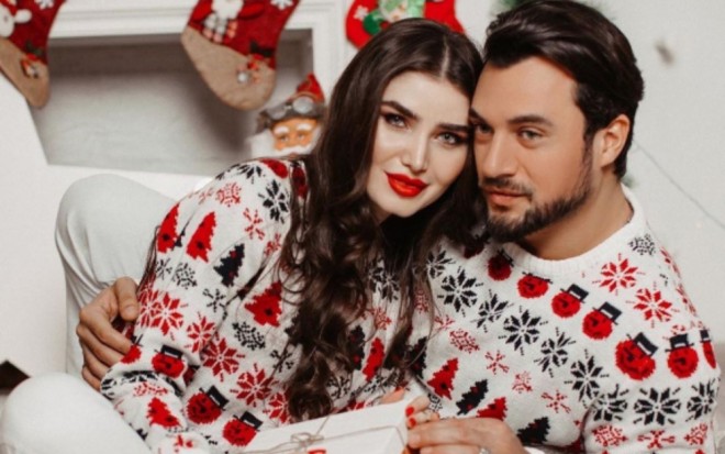  Rüstəmin qısqanc sevgilisi ilə fotosessiyası