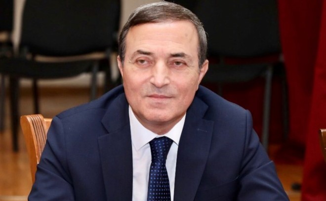 "Qaydalara əməl edirəm" - Mənsum İbrahimov