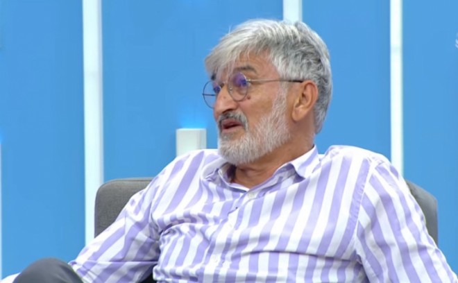 "Kişi kişi ilə öpüşməz" - Xalq artisti