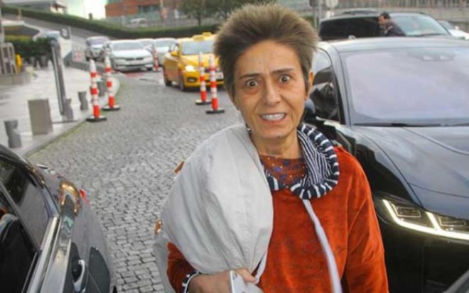 Yıldız Tilbe tərzi ilə diqqət çəkdi