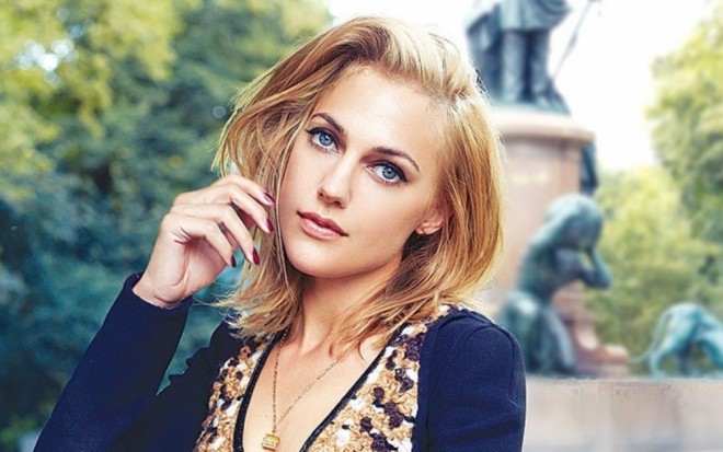 Peyvənd olunmaq üçün İstanbula köçür