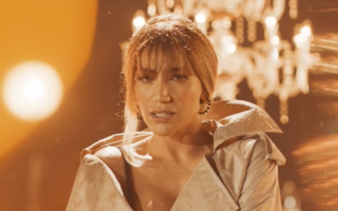 Röya Ayxan “Sənə qədər” oxudu 