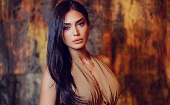 Pərvin dostlarından gileyləndi