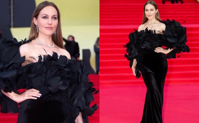 Aktrisa festivalda diqqət çəkdi - foto