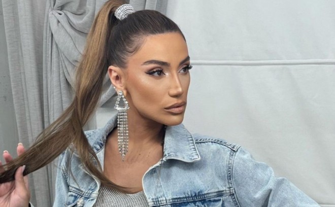 Röyanın aylıq xərci 30 min manatdır